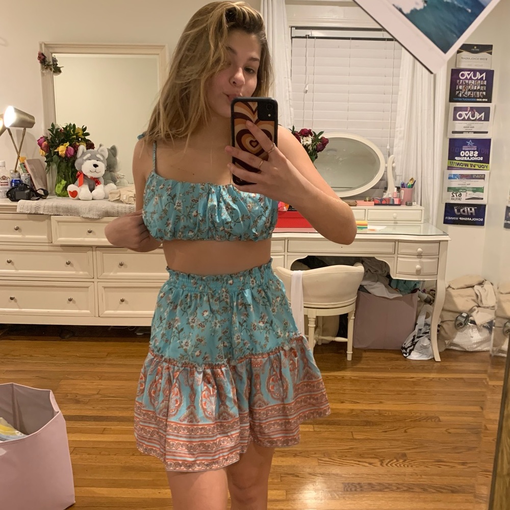 super cute skirt and top set